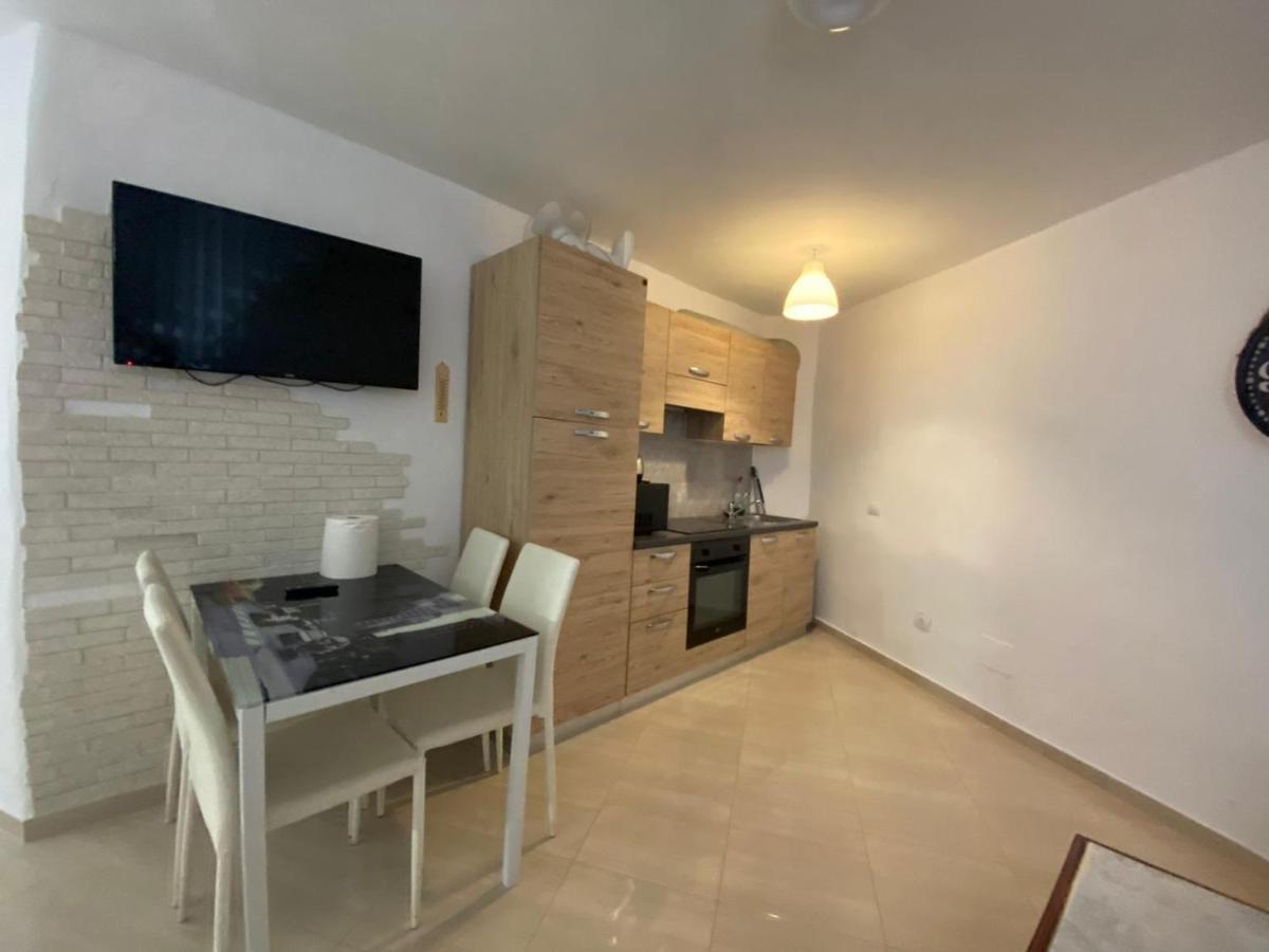 La Tortuga Apartment อาโรนา ภายนอก รูปภาพ